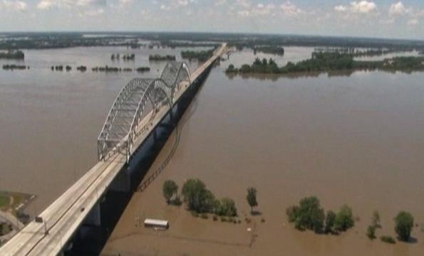 NewsHour Connect: Muddy Mississippi Floods in Memphis