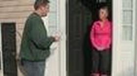 Video thumbnail: PBS NewsHour Volunteers Hit the Pavement to Sway Undecided Voters in Ohio