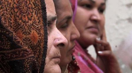 Video thumbnail: PBS NewsHour India Grapples With the Pitfalls of Microfinancing
