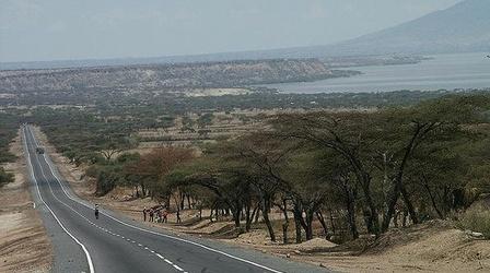 Video thumbnail: PBS NewsHour Teen Flees Somalia, Plans to Return as Doctor