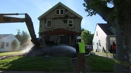 Video thumbnail: PBS NewsHour How the U.S. Economy, Americans Fared in 2011