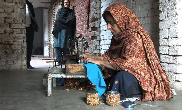 Pakistan Mircolending Program Looks to Aid Women in Poverty