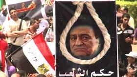 Video thumbnail: PBS NewsHour Simmering Unrest Lingers on Cairo's Streets After Revolution