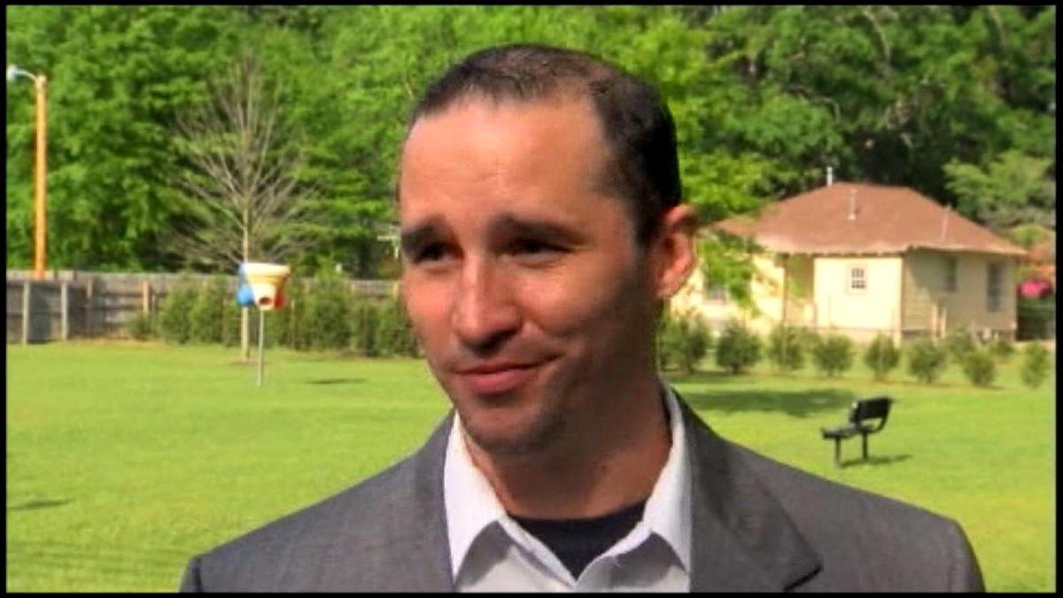 Search for Sender of Ricin Letters Turns Up Odd Twists | PBS NewsHour ...