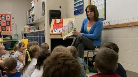 Video thumbnail: PBS NewsHour Country Music Legend Dolly Parton's New Role: "Book Lady"