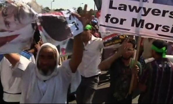 Egypt, Tunisia Find Trouble With Transition to Democracy