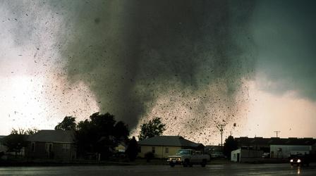 Video thumbnail: NOVA Deadliest Tornadoes Preview