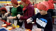 Packing Meals for the Hungry