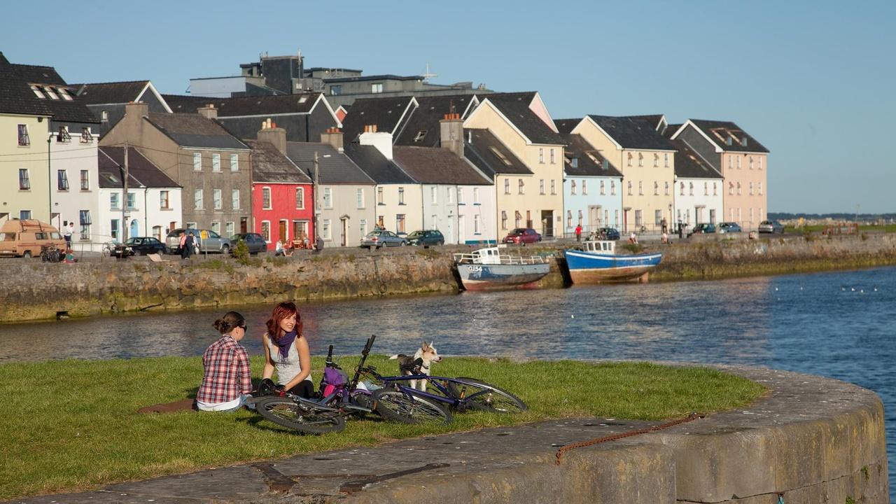 Rick Steves' Europe The Best of West Ireland: Dingle, Galway and the Aran Islands airing Thu, Sep 3 10:00 am
