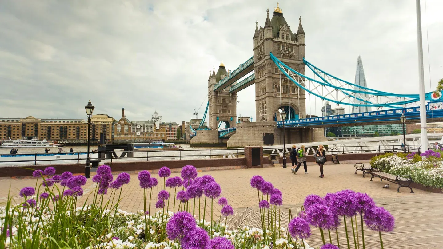 London: Trad and Mod