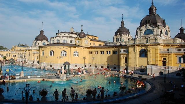 Rick Steves' Europe | Budapest: The Best of Hungary