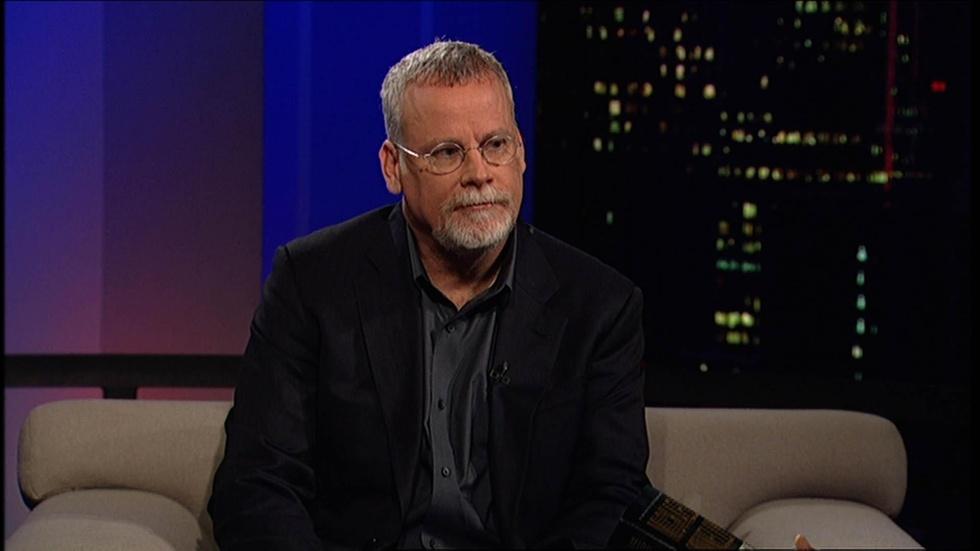Best-selling mystery writer Michael Connelly image