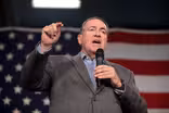 Four candidates exit 2016 race, Fiorina fights to debate