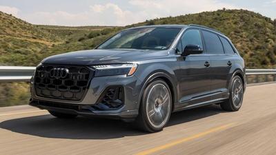2025 Audi SQ7 & 2024 Tesla Cybertruck