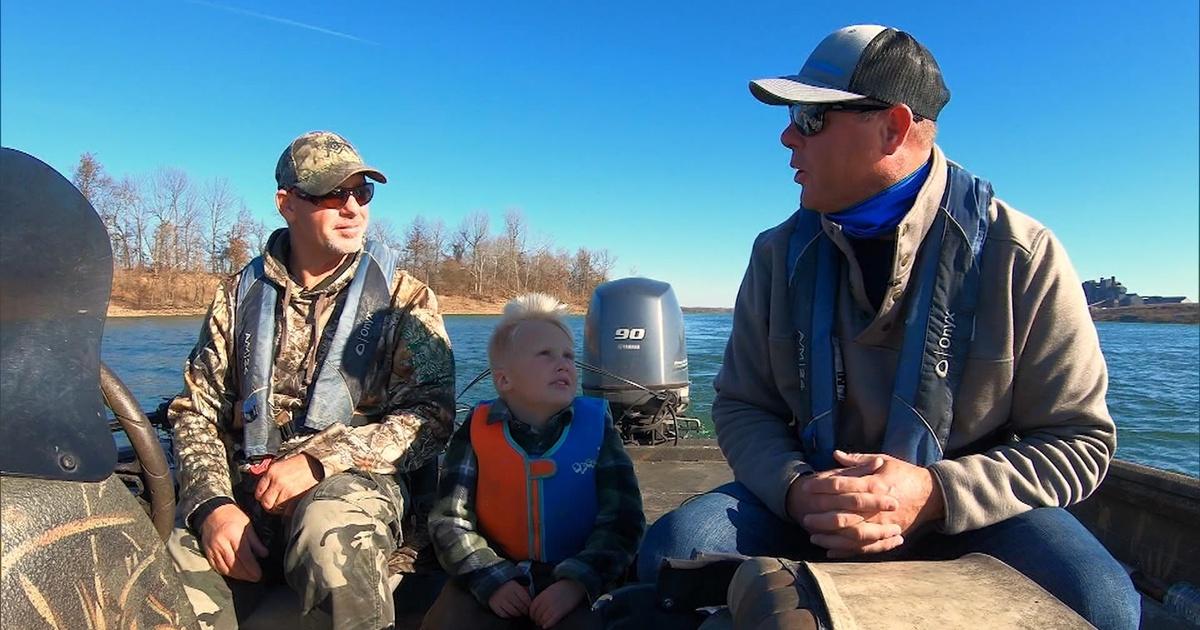 Kentucky Afield Swamp Rabbits, Archery Buck Hunt, Fishing with