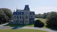 Chateau-sur-Mer