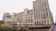 Crain’s Headlines: Old Post Office Debuts Huge Rooftop Park