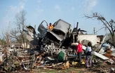 News Wrap: Severe weather in southern U.S. kills 25