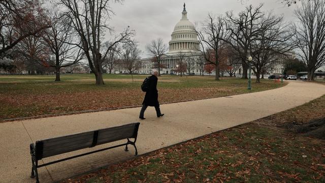 House votes to avoid government shutdown, approves funding