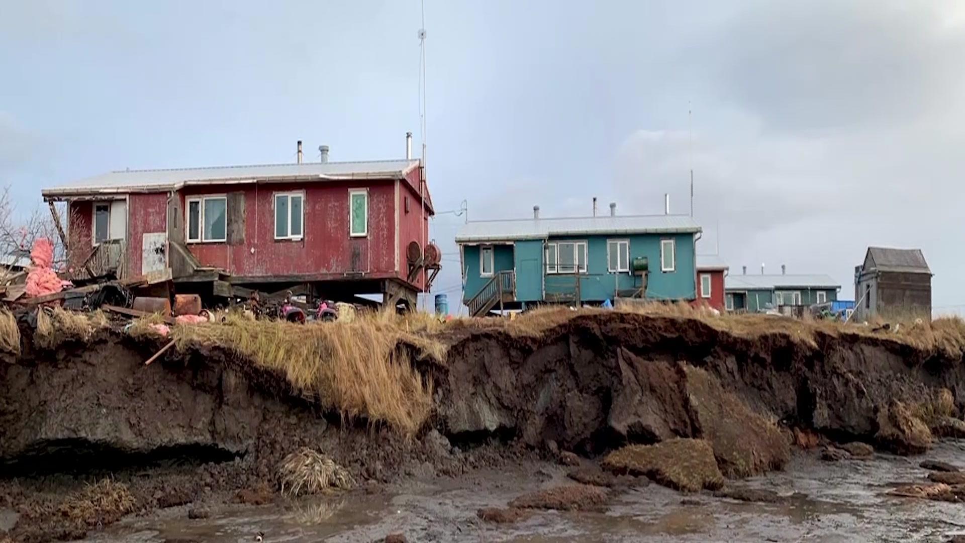 as-water-levels-rise-an-alaska-town-flees-to-higher-ground-pbs