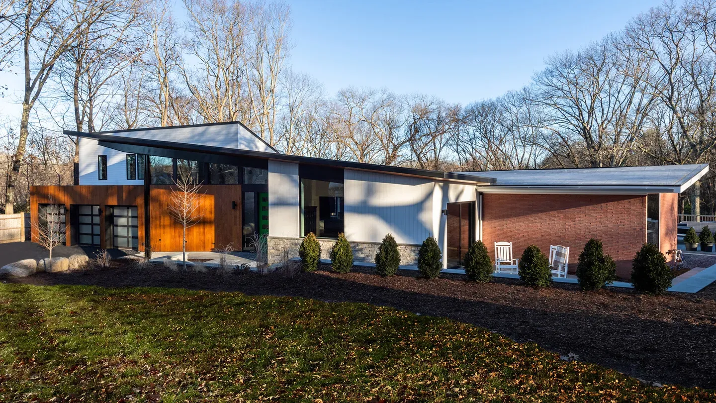E16 | Lexington Modern | Accessible Made Modern