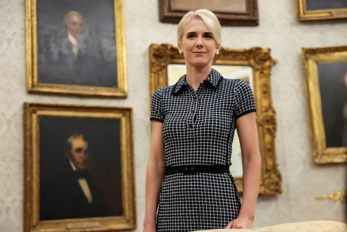News Wrap: White House defends Trump's $45,000 gifts