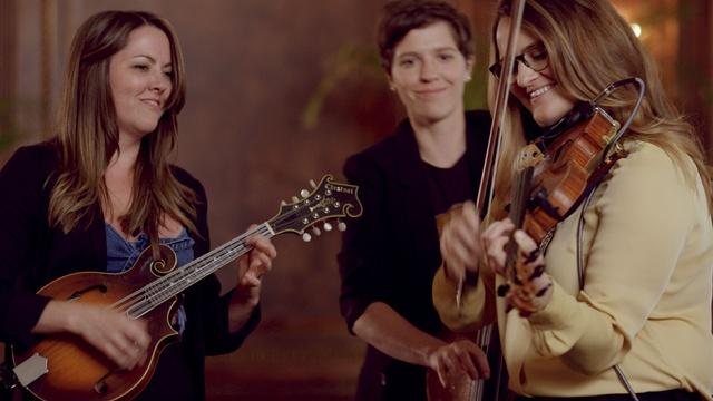 David Holt's State of Music | David Holt Introduces the Featured Band Della Mae