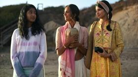 Video thumbnail: PBS NewsHour Mindy Kaling's new Netflix series blends humor, humanity