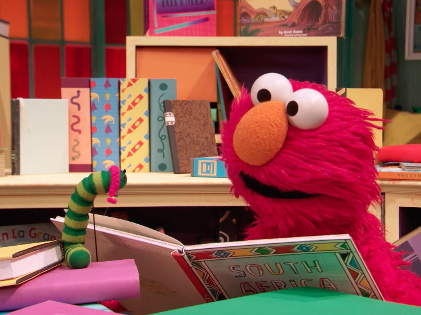 Sesame Street | Book Worming | Season 48 | Episode 13 | PBS