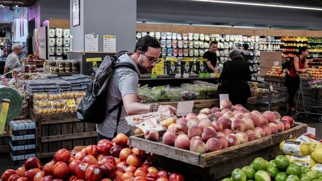 Tariff-driven inflation accelerating, AEI's Strain says
