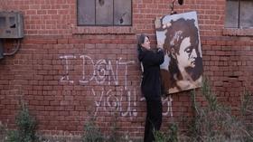 Video thumbnail: The Handle The Handle: Rachael Edwards