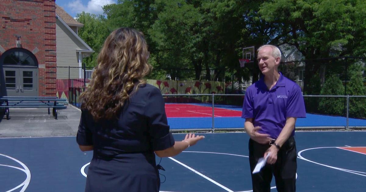 Chicago Tonight LYDIA Home Longtime Irving Park Nonprofit Season