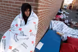 El Paso clinics struggle to care for influx of migrants