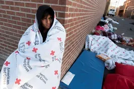 El Paso clinics struggle to care for influx of migrants