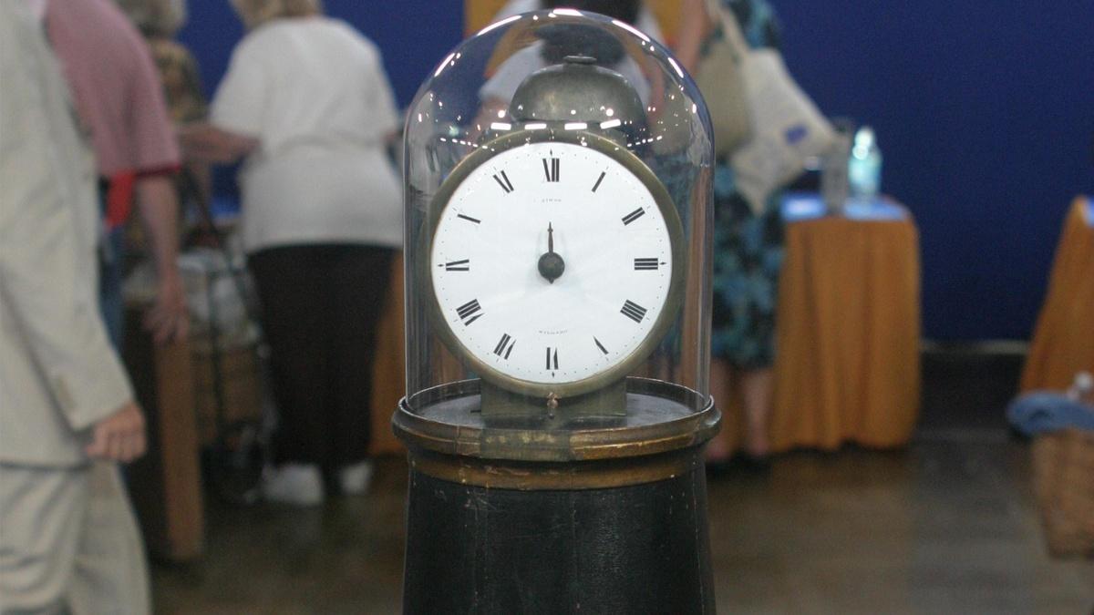 Appraisal Simon Willard Lighthouse Clock, ca. 1825 Antiques Roadshow