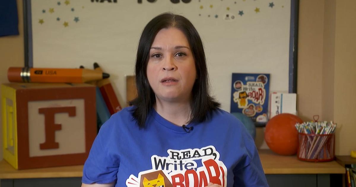 Read, Write, ROAR! Playing With Word Sounds Spanish PBS