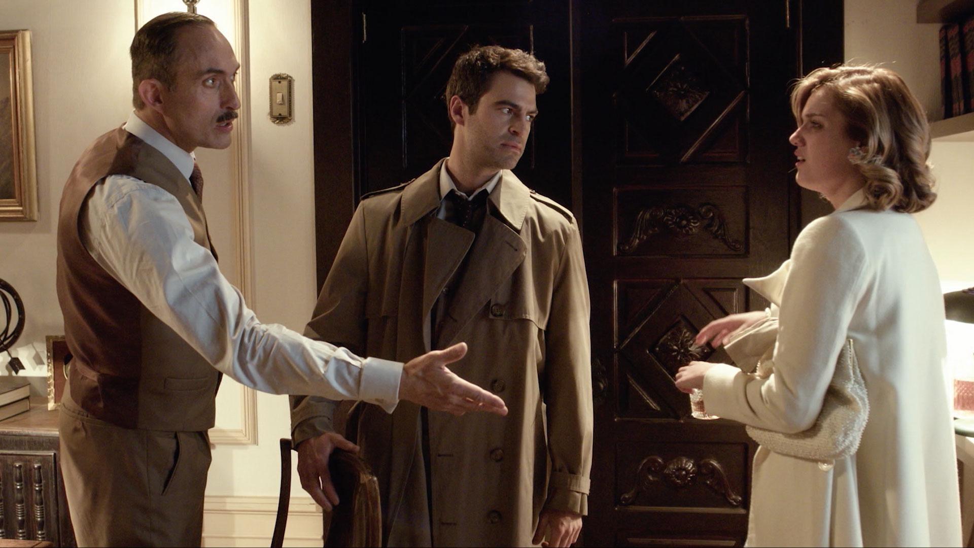 Josefina tries to win Gaspar back, and Ramírez asks Eloísa to give up her plans with Gaspar.