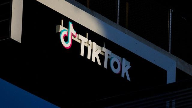 News Wrap: TikTok plans to go dark in the U.S. on Sunday