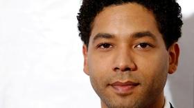 Video thumbnail: PBS NewsHour Smollett case appears to unravel, as police file charges