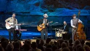 Drew Holcomb & The Neighbors