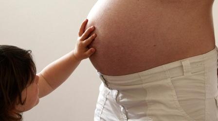 Video thumbnail: PBS NewsHour Alabama DA won't prosecute woman for endangering fetus