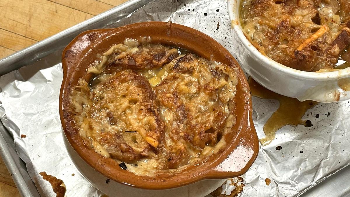 Jacques Pépin Makes Onion Soup Gratinée | American Masters | THIRTEEN