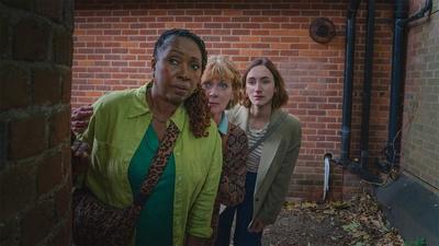 Solving the Puzzles of the Marlow Murder Club