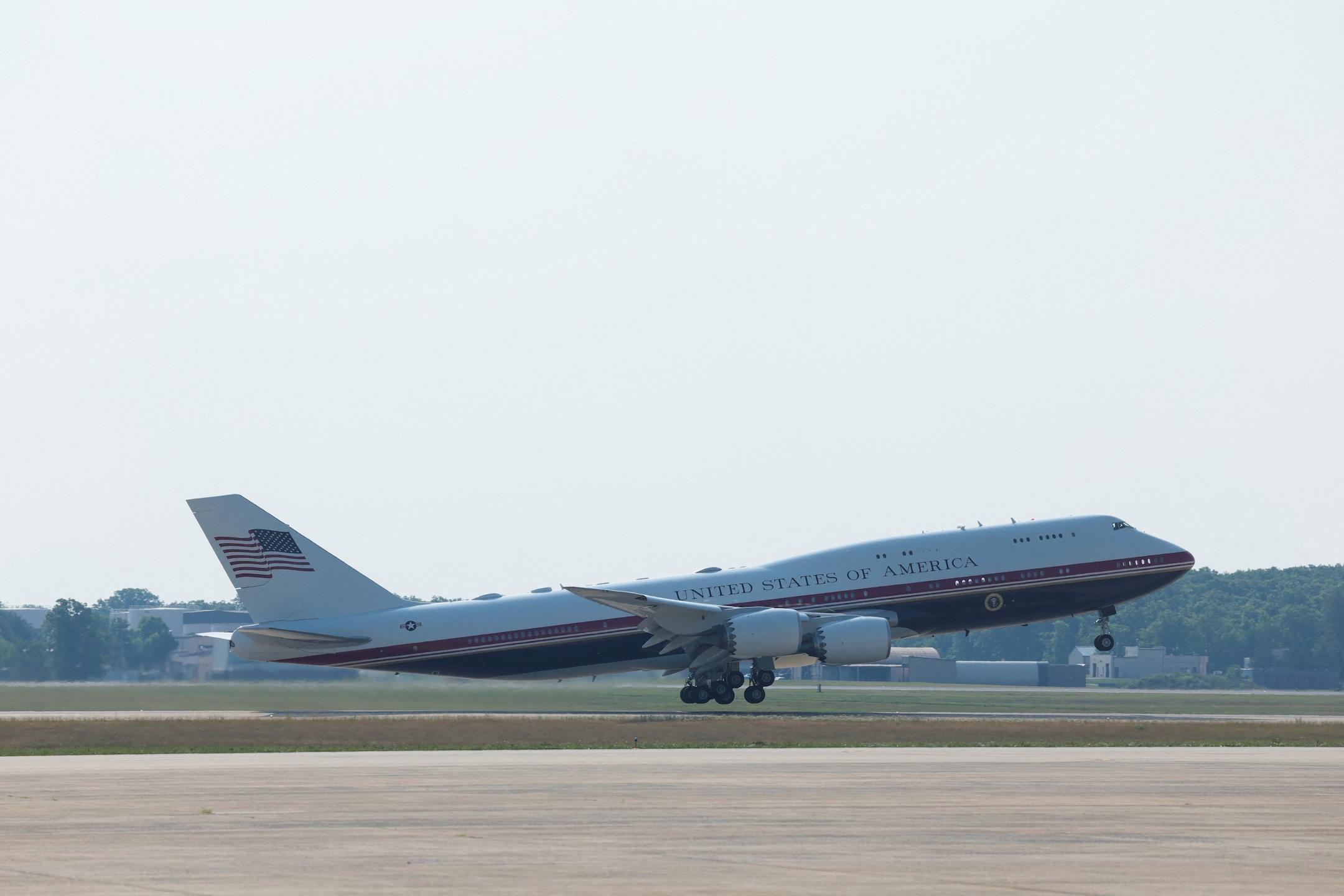News Wrap: Trump takes first trip on Air Force One gifted by Qatar