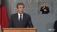 Coronavirus Briefing: NC Gov. Roy Cooper (04/28/20) Spanish