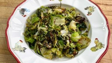 Jacques Pépin Makes Sauteed Brussels Sprouts