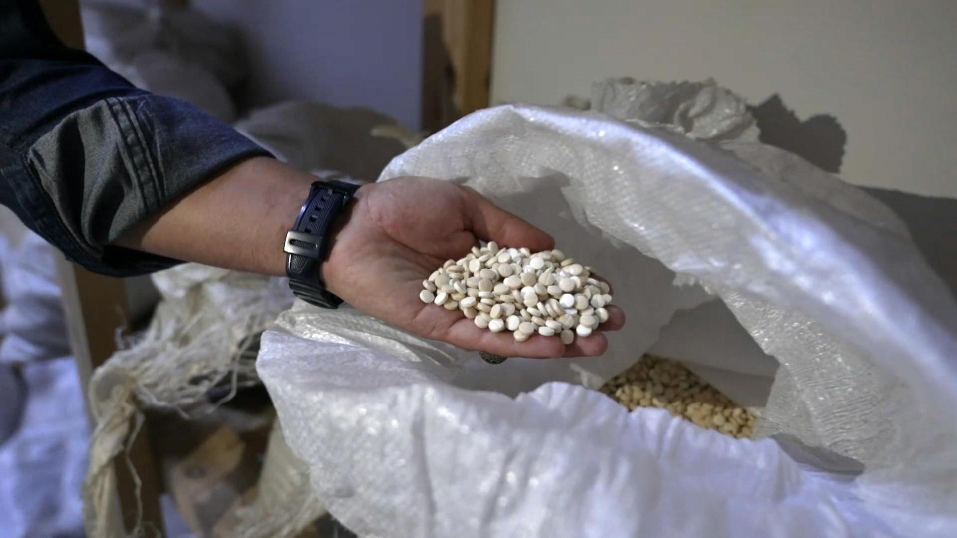 Jordan battles influx of drugs from neighboring Syria PBS NewsHour
