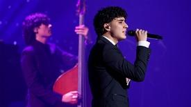 DannyLux performs “Ya No Estás” (Live!): asset-mezzanine-16x9