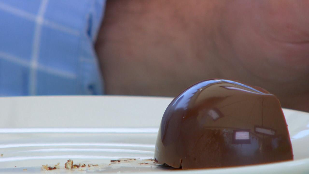 The Great British Baking Show | Technical Challenge: Chocolate Teacakes
