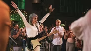 Y LA BAMBA
